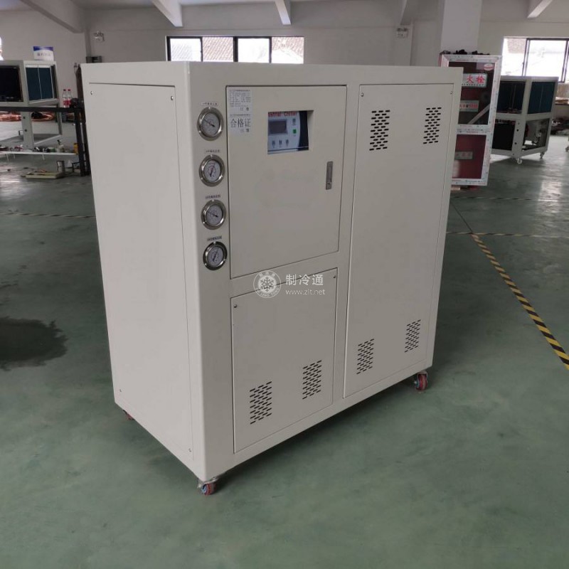 箱式冷水機 箱式冷水機