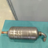 壓縮機用儲液器，吸氣管，排氣管